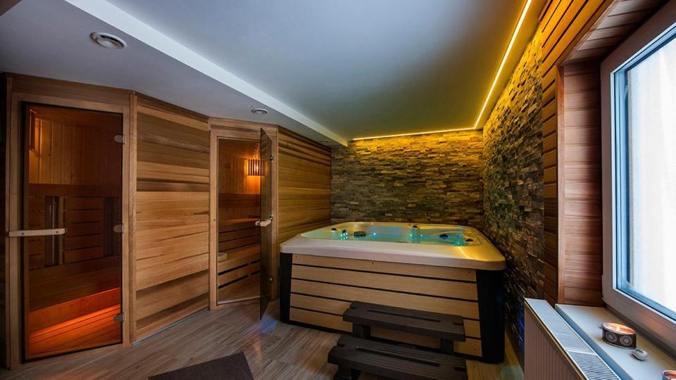 Villa Bellevue Wellness ลิฟตอฟสกีมิคูลาช ภายนอก รูปภาพ